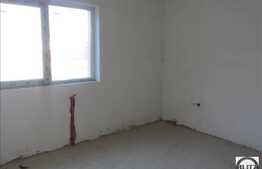 Vanzare 3 camere, 64 mp, decomandat, zona Cetatii! Semifinisat! Parcare!