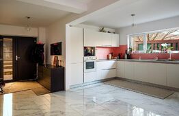 Casa 4 camere, 150 mp, 400 teren, Floresti