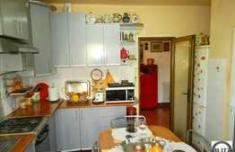 Vanzare apartament cu 4 camere, 105 mp, finisaje moderne Zona Piata ENGELS