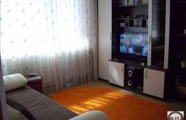 Apartament cu 2 camere,  decomandat, zona strazii Eroilor