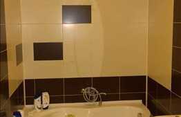 Vanzare mansarda inalta 2 camere, 55 mp, decomandat! Zona Porii! Cu parcare!