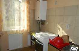 De vanzare 2 camere, 51 mp, decomandat, zona strazii Florilor! Cu parcare!