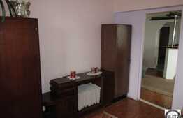 Apartament 2 camere, 43 mp utili, boxa la subsol, zona strazii Padis!