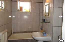 Apartament 2 camere, 43 mp utili, boxa la subsol, zona strazii Padis!