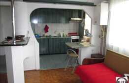 Apartament 2 camere, 43 mp utili, boxa la subsol, zona strazii Padis!