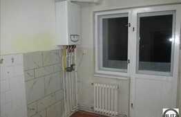 De vanzare 2 camere, 51 mp, etaj intermediar, boxa la subsol, zona Alverna!