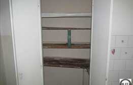 De vanzare 2 camere, 51 mp, etaj intermediar, boxa la subsol, zona Alverna!