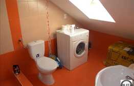 Vanzare apartament cu 3 camere, 104 mp,  zona Oncos