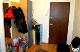 Apartament de inchiriat cu 1 camera, decomandat, 42 mp, zona Piata Cipariu!