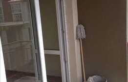 Vanzare 3 camere, 70 mp utili, balcon, finisaje noi, zona Pf. Ioan Rus! Parcare!