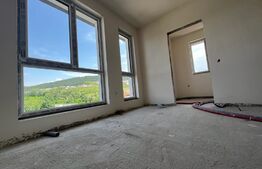 Apartament 3 camere, 65mp, 2 bai, garaj, Spatiu Comercial la parter si Gradinita langa bloc