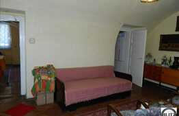 Apartament, 3 camere, 130 mp utili, teren 100 mp, zona strazii Gruia !