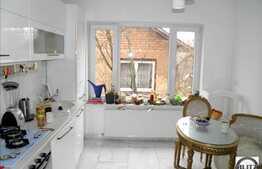 Apartament pe 2 nivele, 135 mp utili, gradina amenajata, locatie de top!