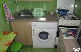 Apartament 2 camere, 32 mp utili, mobilat, zona strazii Busteni