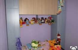 Apartament 2 camere, 32 mp utili, mobilat, zona strazii Busteni