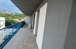 Apartament 3 camere, 57 mp, terasă 32 mp, etaj intermediar, zona Vivo