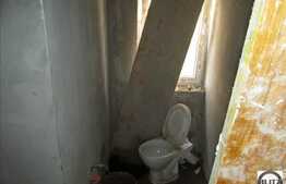 4 camere, 100 mp utili,decomandat, parcare, gradina 130 mp, zona strazii Jiului!