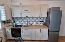 Apartament 3 camere, 52mp, terasa 25mp, parcare, zona Terra