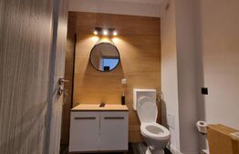 Apartament 3 camere, 52mp, terasa 25mp, parcare, zona Terra