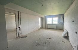 Apartament 3 camere, 76mp, garaj, zona Regal 