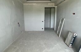 Apartament 3 camere, 76mp, garaj, zona Regal 