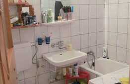 1 camera, decomandat, 24 mp, balcon, parcare, etaj intermediar,zona Bd-ul Muncii