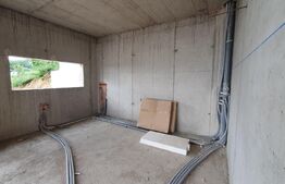 Duplex Select Europa, priveliste superba, 180 mp utili, 230 mp teren, 60mp terase, 140 mp demisol, semifinisat