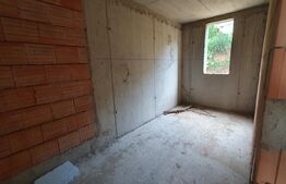 Duplex Select Europa, priveliste superba, 180 mp utili, 230 mp teren, 60mp terase, 140 mp demisol, semifinisat