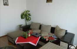 Vanzare 1 camera, decomandat, 40 mp utili + POD, balcon, zona Florilor!