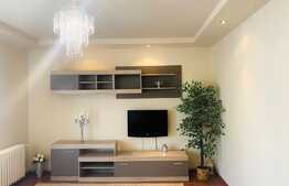 Apartament spatios cu 2 camere decomandate la casa, 80 mp, zona strazii Iasomiei, zona Auchan, Iris