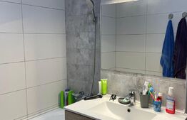 Apartament 3 camere, 80mp, etaj intermediar, parcare, zona Petrom