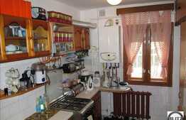 3 camere, decomandat, 65.66 mp, 1 balcon, boxa, garaj, zona strazii Dambovitei!