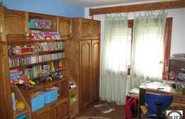 3 camere, decomandat, 65.66 mp, 1 balcon, boxa, garaj, zona strazii Dambovitei!