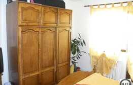 Apartament 3 camere decomandat in zona strazii Parang