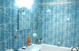 Apartament 3 camere decomandat in zona strazii Parang