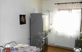 Apartament 3 camere decomandat in zona strazii Parang