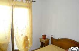 Apartament 3 camere decomandat in zona strazii Parang