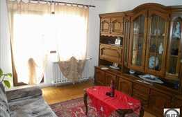 Apartament 3 camere decomandat in zona strazii Parang