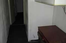 Vanzare 2 camere, decomandat, 53.5 mp, 1 balcon inchis, zona Iulius Mall!