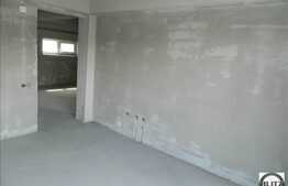 3 camere, 62 mp, zona sensului giratoriu!Posibilitate RATE! Parcare! Semifinisat