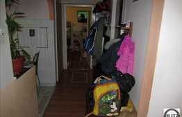 Apartament 3 camere, 65 mp, decomandat! Boxa la subsol! Zona strazii Fabricii!