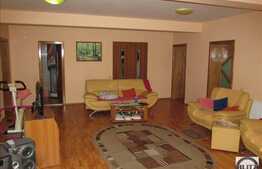 5 camere in vila, 183 mp, imobil nou, 2 balcoane, parcare, zona Kaufland!