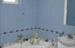 5 camere in vila, 183 mp, imobil nou, 2 balcoane, parcare, zona Kaufland!