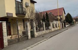 Garsoniera, 12 mp, zona Florilor