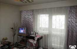 4 camere, decomandat,94 mp, 2 balcoane, etaj intermediar, zona strazii Bucuresti