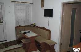 2 camere de vanzare, 40 mp, mobilat, utilat! Zona strazii Ecaterina Varga!