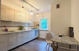 Apartament 3 camere, 2 bai, 2 balcoane, etaj intermediar, 69 mp, zona Primaverii