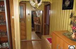 Vanzare 2 camere, 50 mp, decomandat, zona strazii Fabricii de Zahar! Garaj!