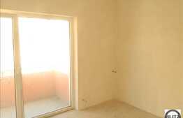 Apartament cu 2 camere, 41 mp, etaj intermediar