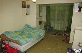 3 camere, 72 mp utili, 2 balcoane inchise, boxa, zona strazii Dionisie Roman!